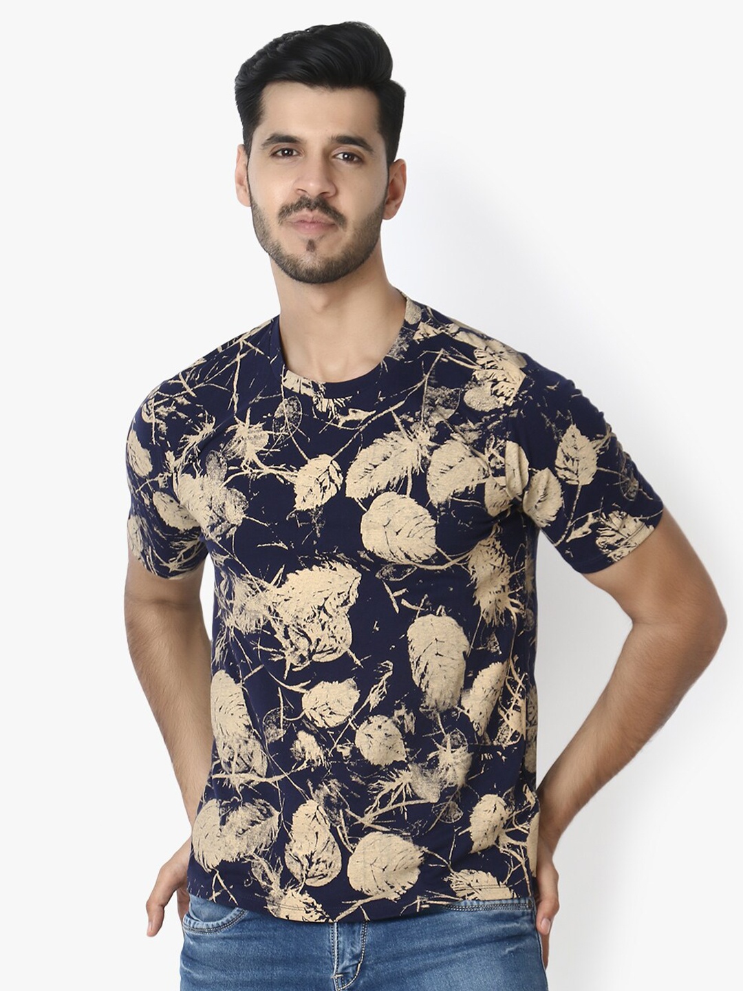 

LE BOURGEOIS Men Navy Blue Printed T-shirt