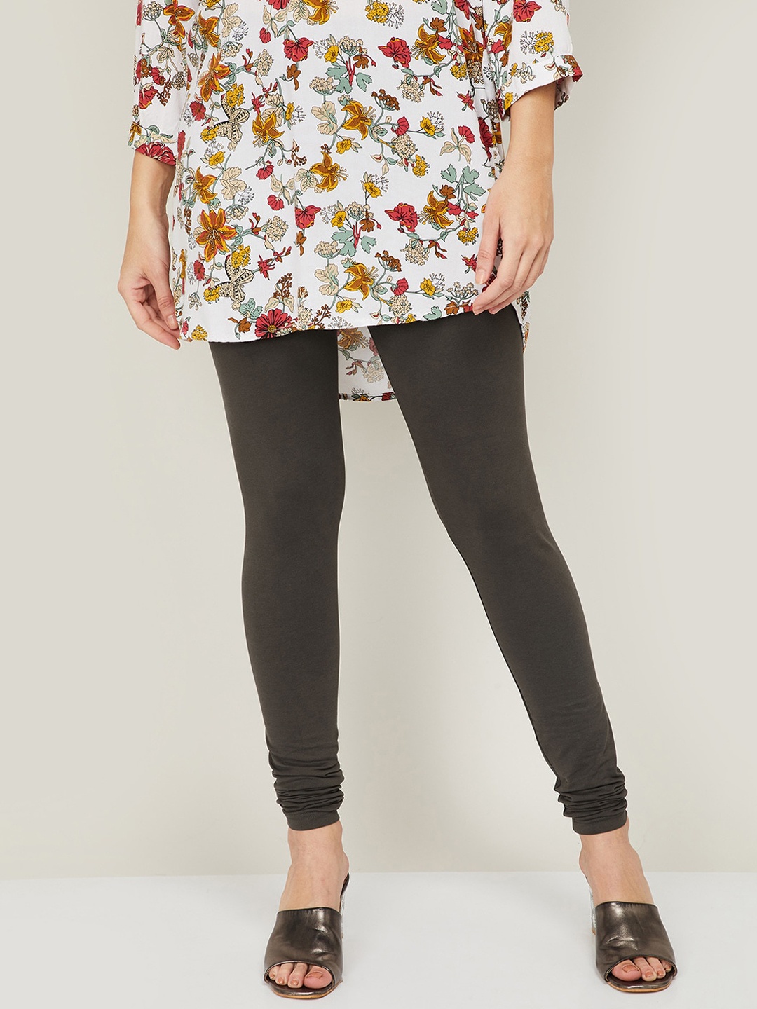 

Melange by Lifestyle Women Charcoal Grey Solid Cotton Leggings