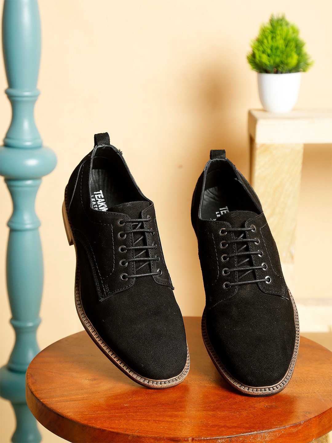 

Teakwood Leathers Men Black Suede Sneakers