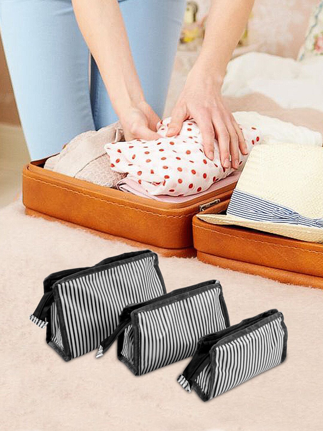 

prettykrafts Set of 3 Black Travel Toiletry Kit