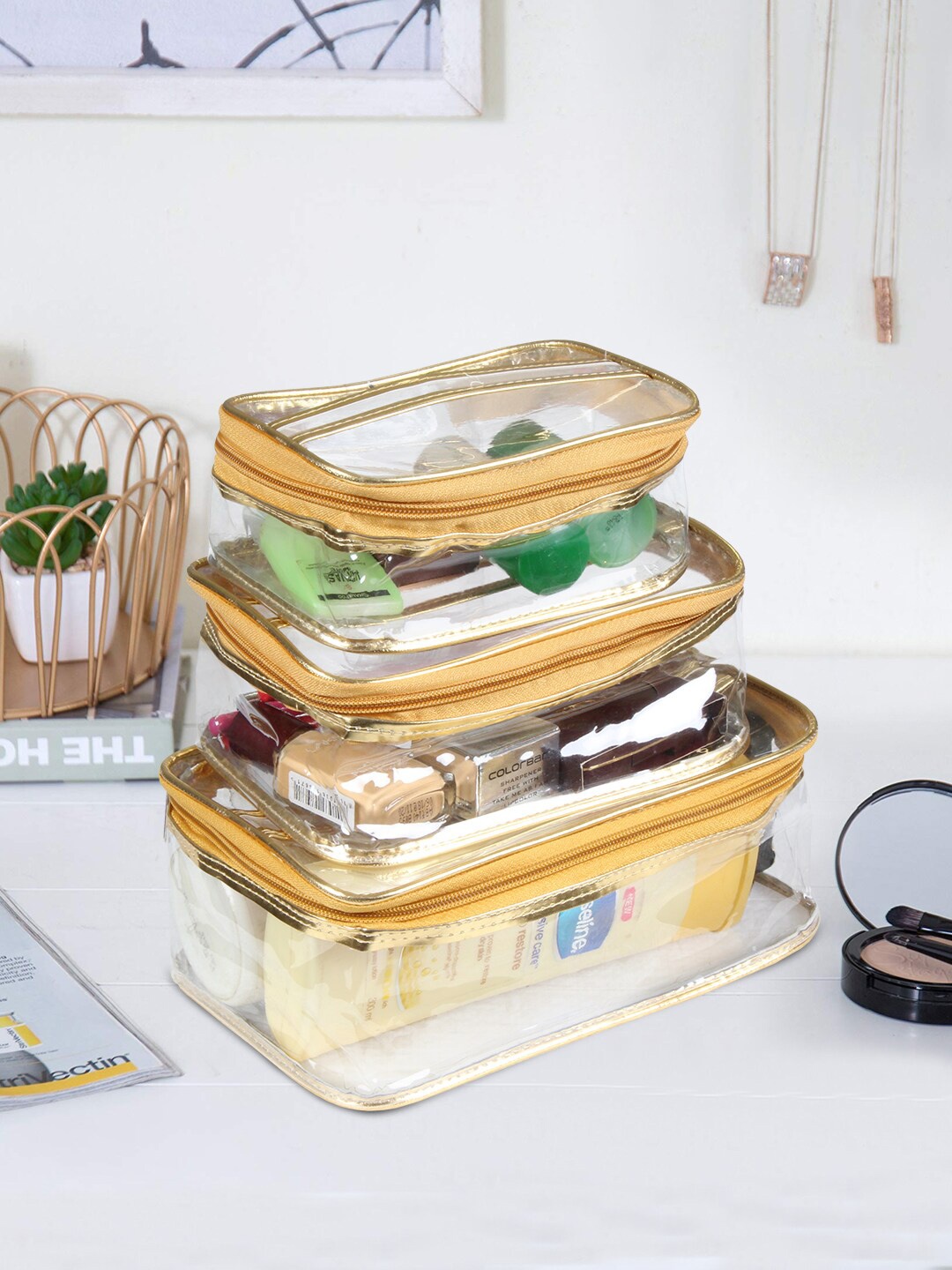 

prettykrafts Set of 9 Gold Toned Travel Toiletry Bag