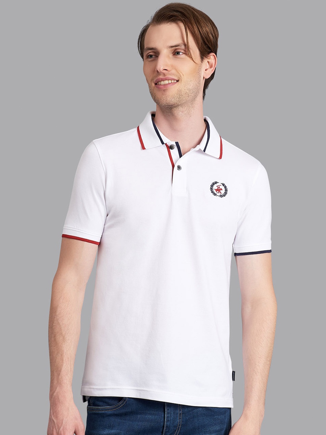 

Beverly Hills Polo Club Men White & Blue Polo Collar T-shirt