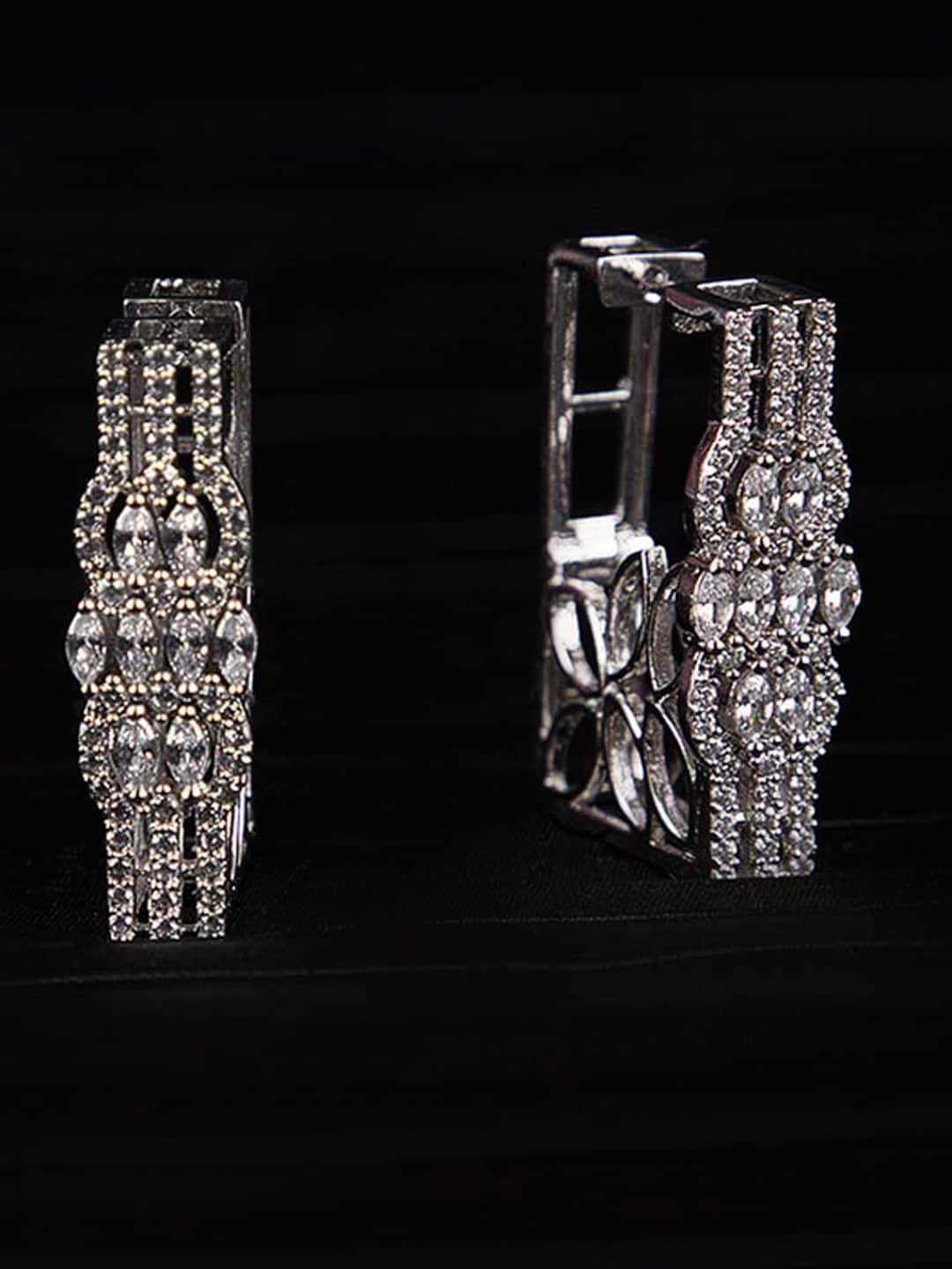 

Queen Be Silver-Toned & White Rhodium Plated Square Hoop Earrings