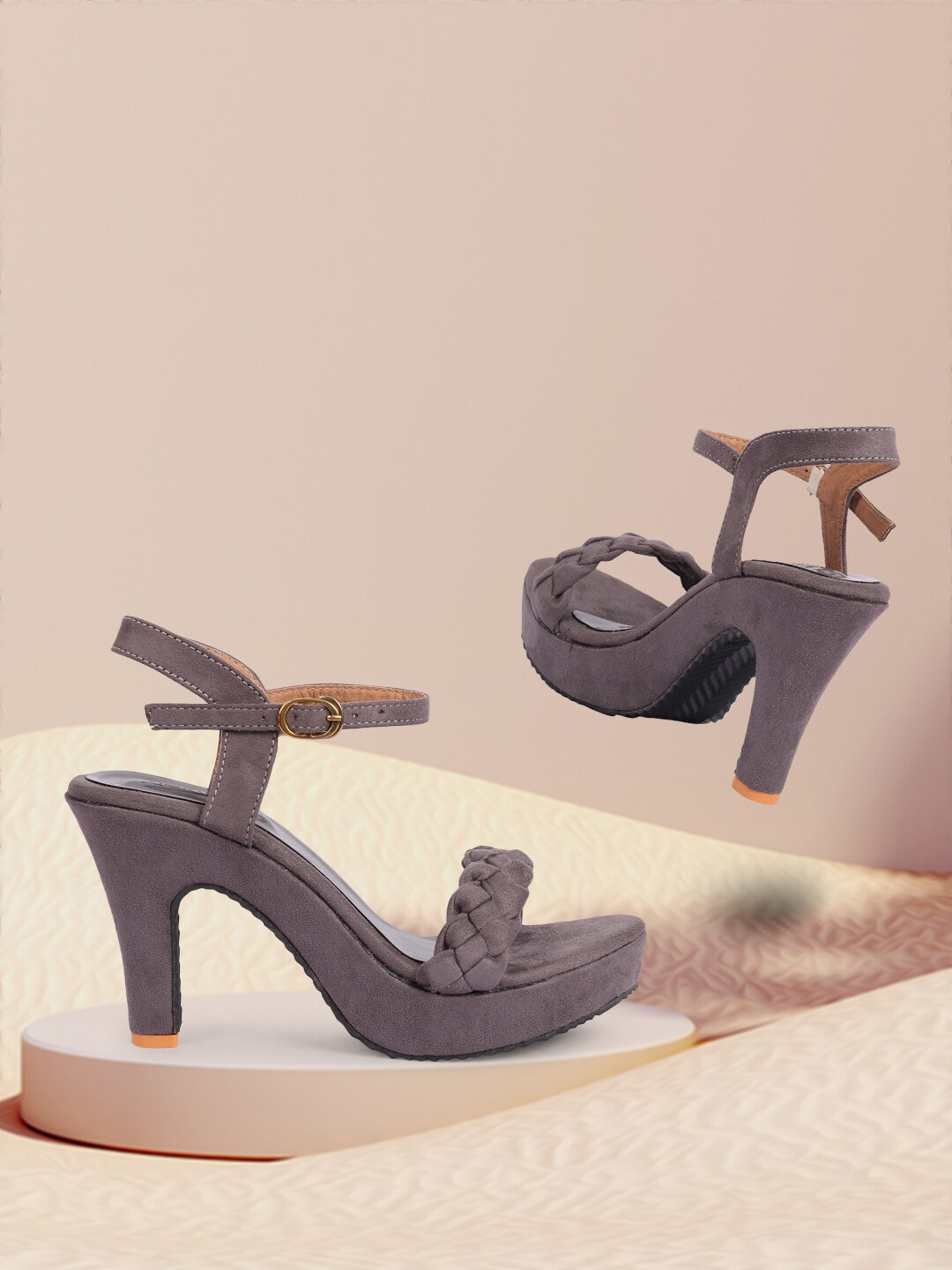 

ZAPATOZ Women Grey Suede Block Sandals