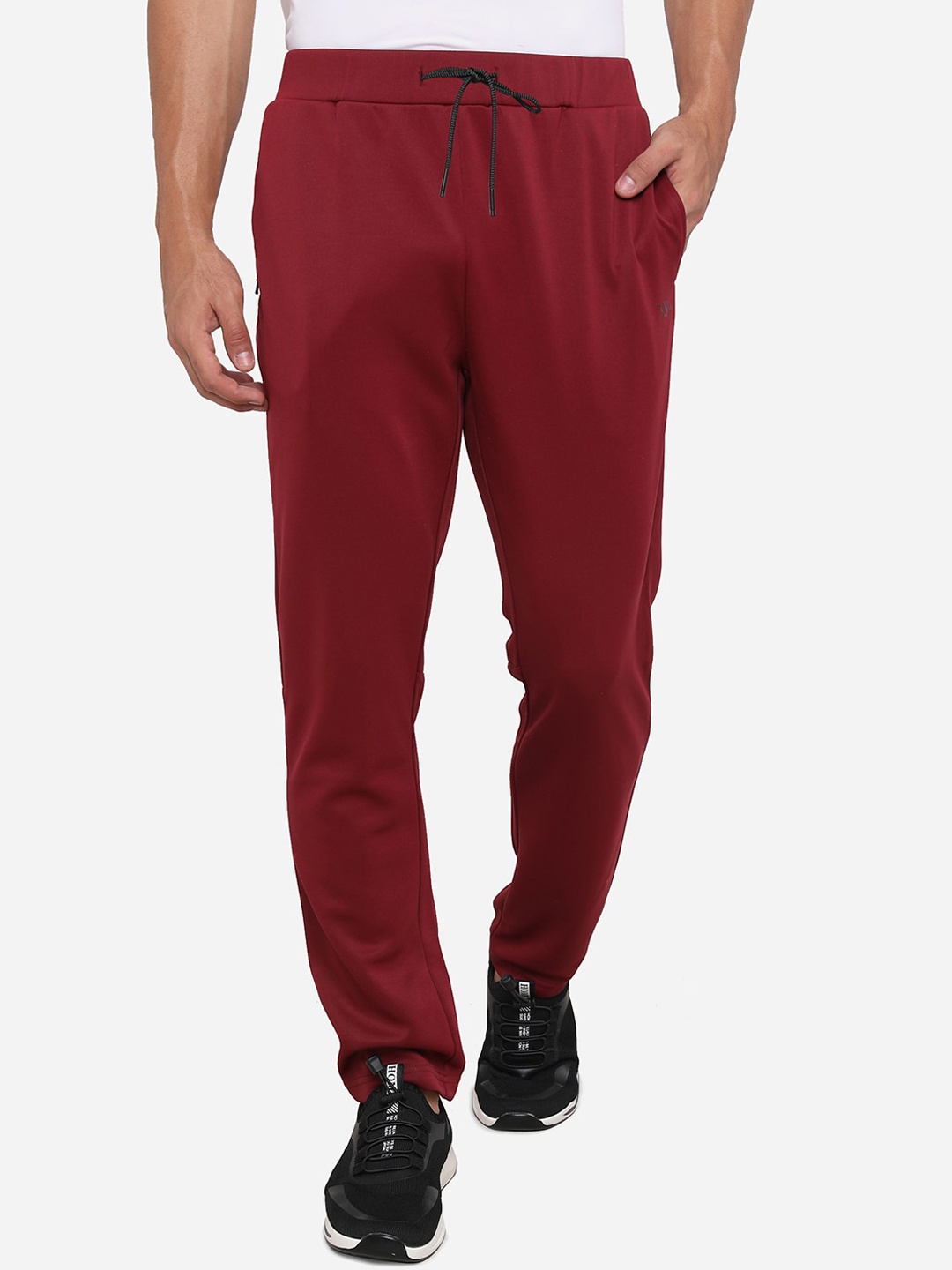 

VS by Sehwag Men Maroon Solid Rapid Dry Relaxed Fit Track Pants