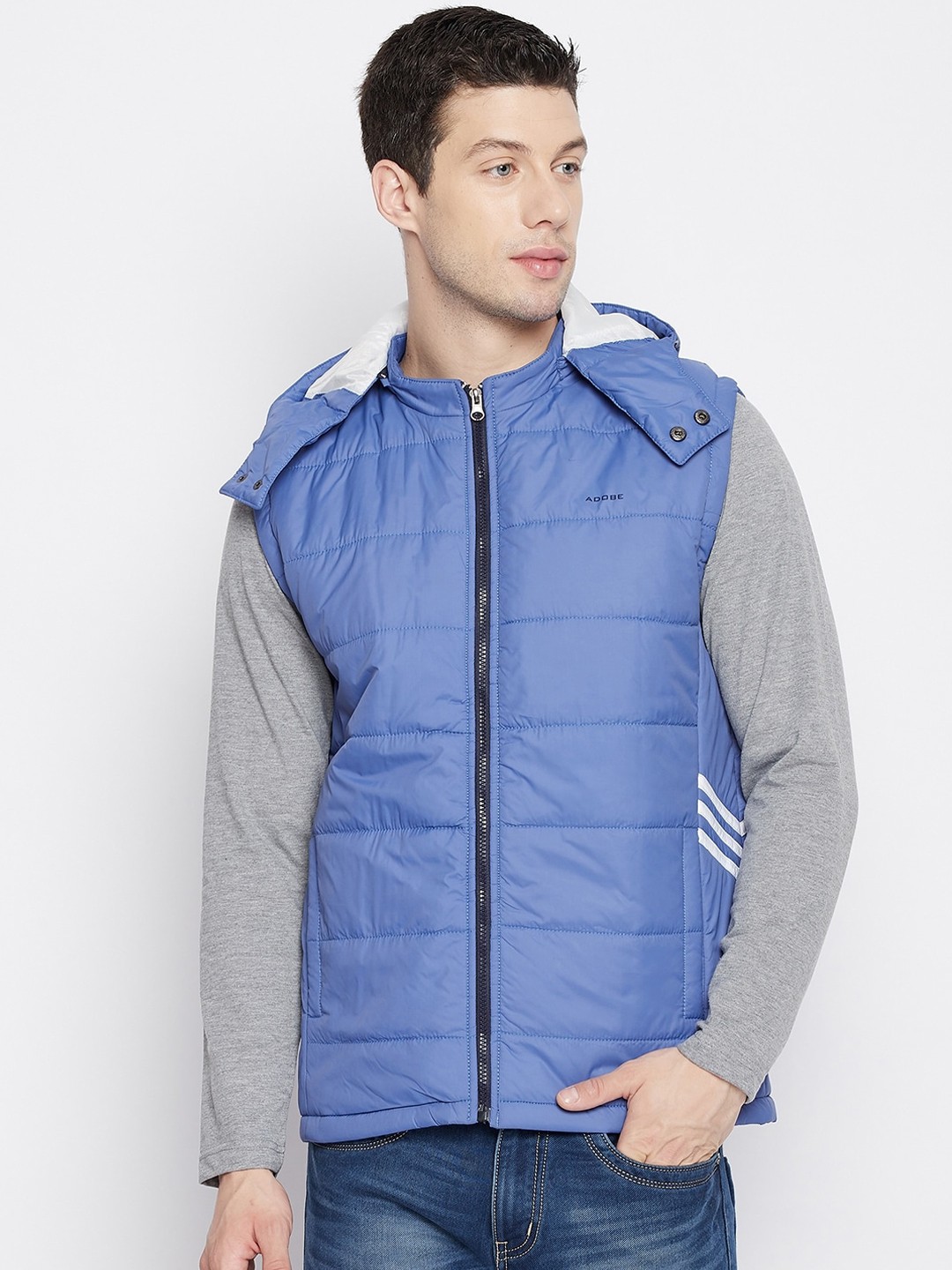 

Adobe Men Blue Solid Lightweight Sleeveless Hooded Quilted Jacket