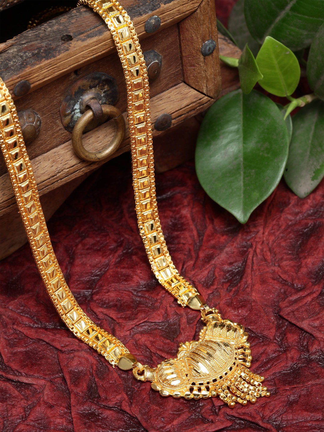 

PANASH Gold-Toned Gold-Plated Necklace