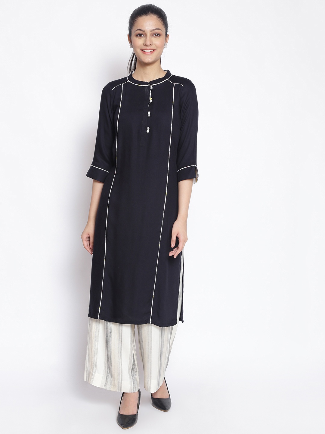 

AURELIA Women Black Straight Kurta