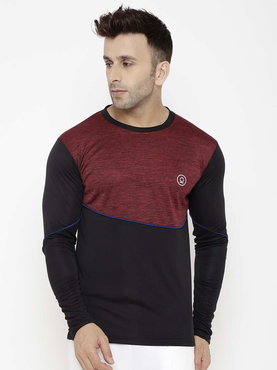 

CHKOKKO Men Maroon & Black Colourblocked Outdoor T-shirt