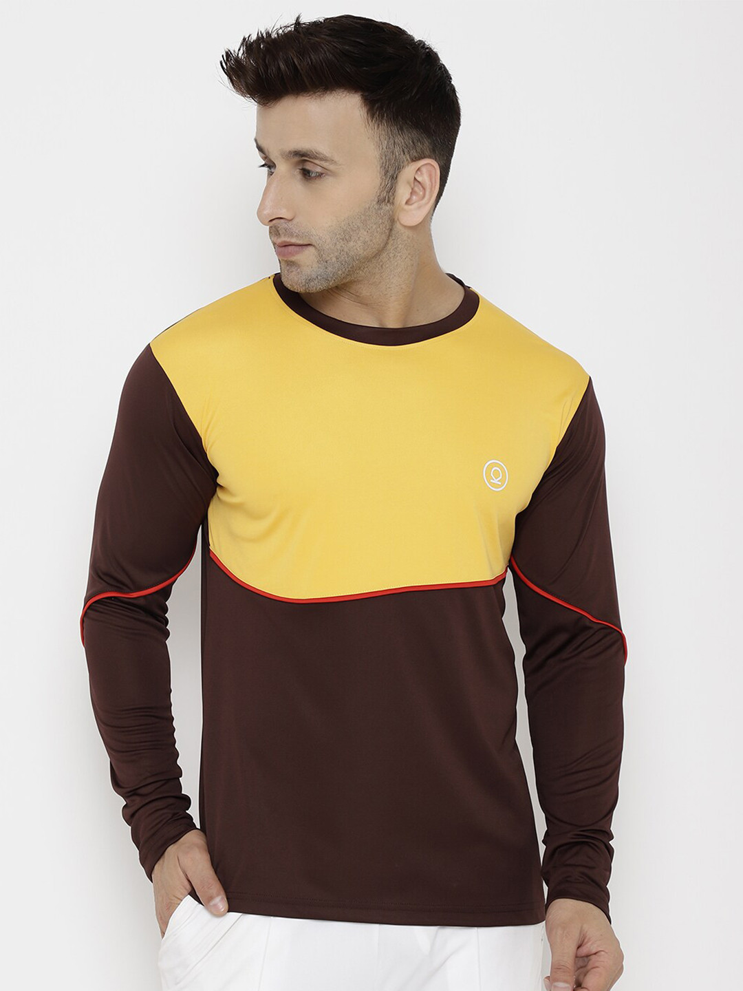 

CHKOKKO Men Yellow & Brown Colourblocked Outdoor T-shirt