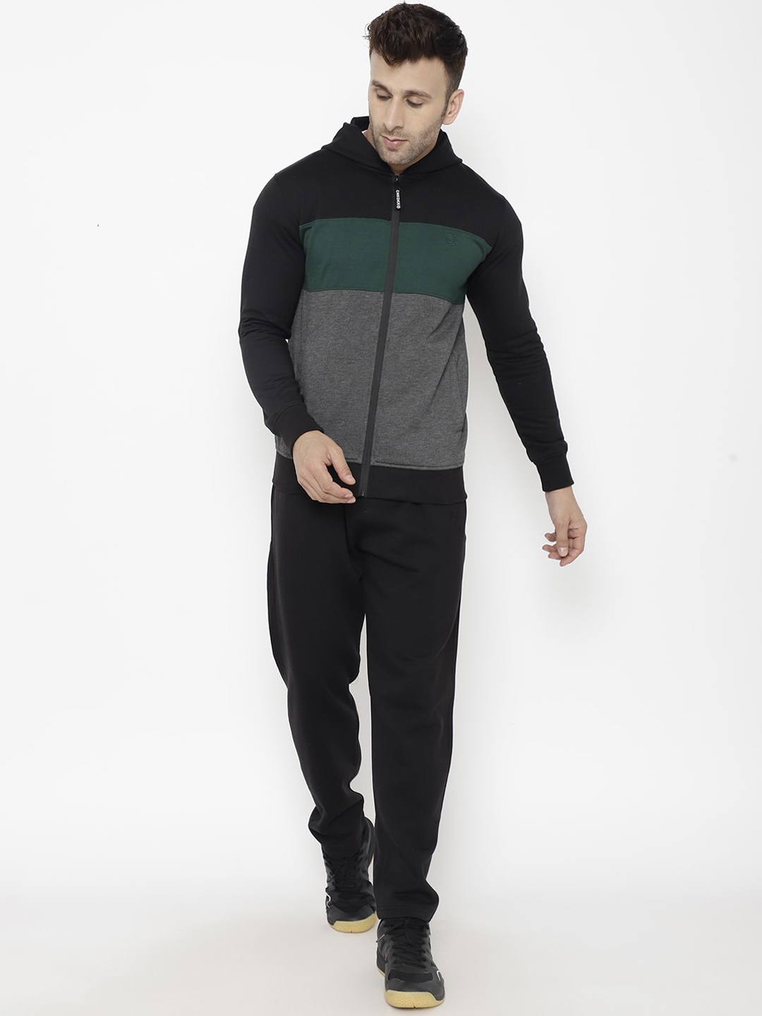 

Chkokko Men Black & Green Colourblocked Sports Winter Tracksuit