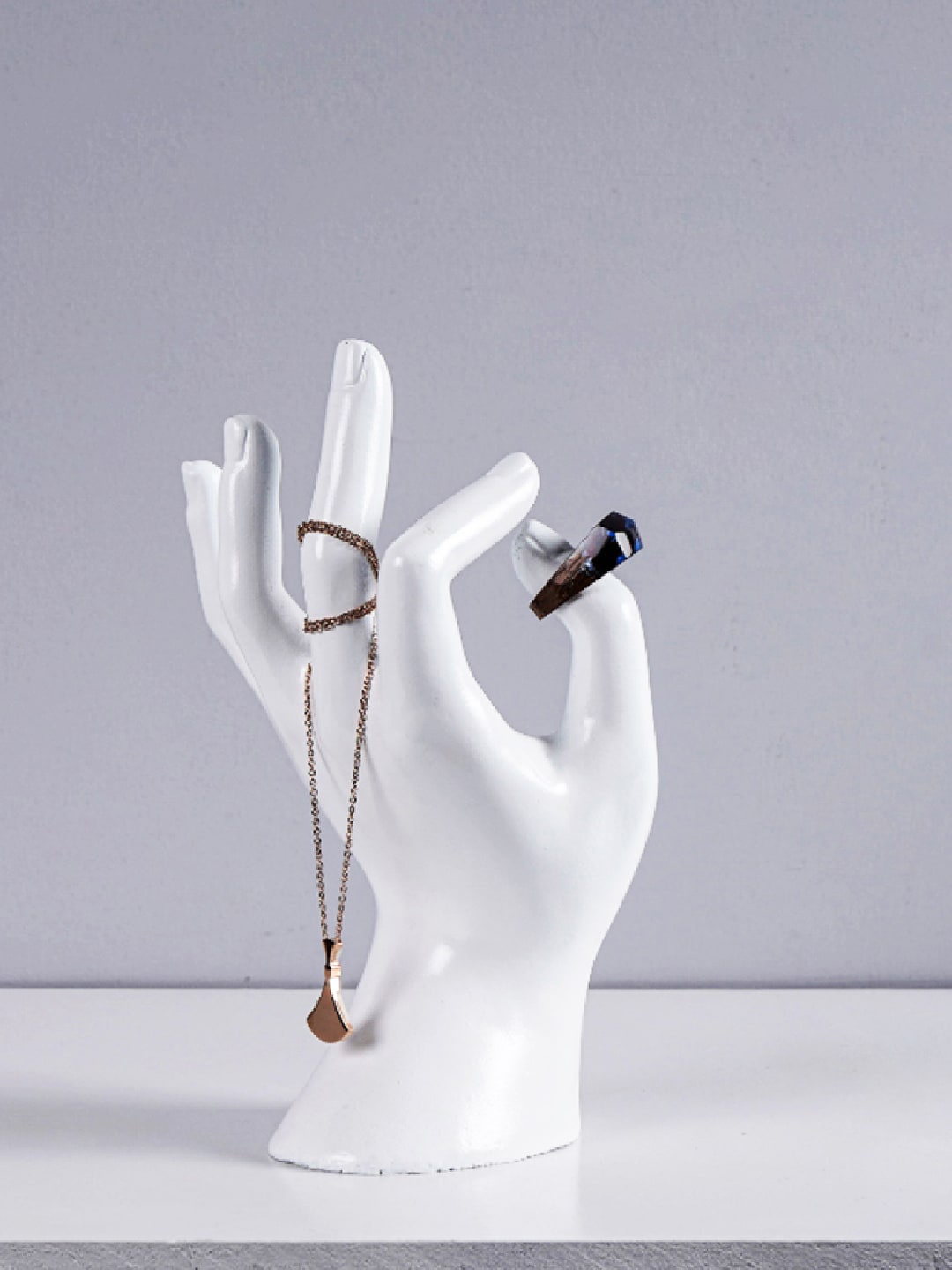 

THE ARTMENT White Modern Art Untainted Hand Jewelry Holder Showpiece