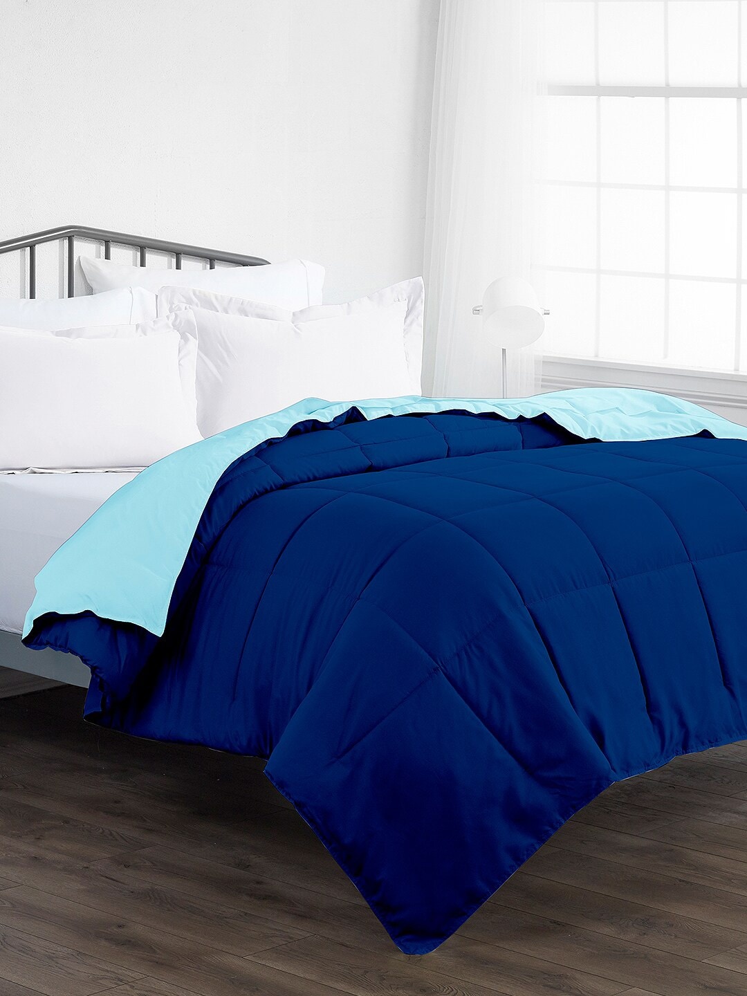 

Divine Casa Blue & Navy Blue Mild Winter 150 GSM Single Bed Comforter