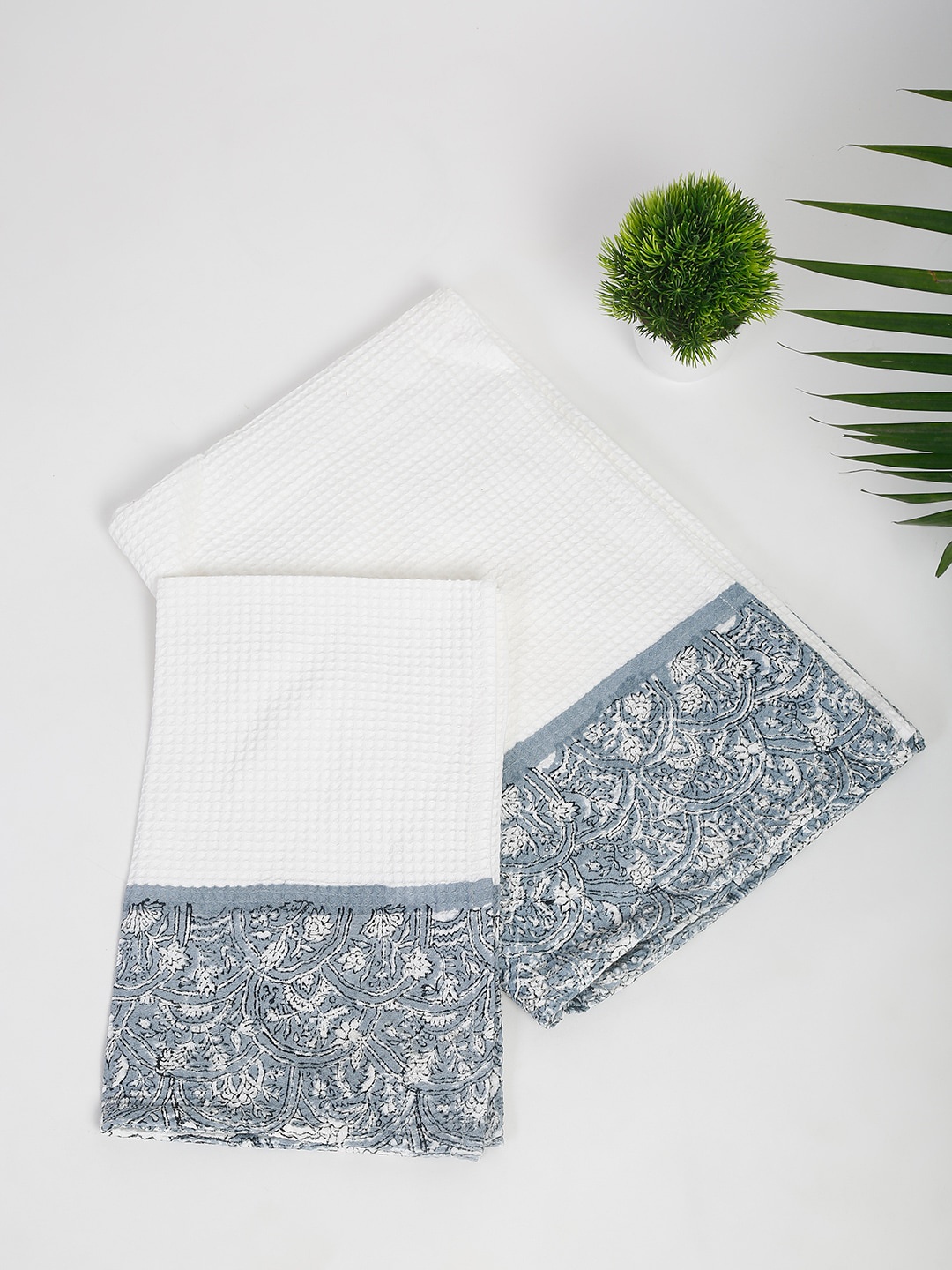 

Fabindia Set Of 2 White & Blue Printed 170 GSM Towels