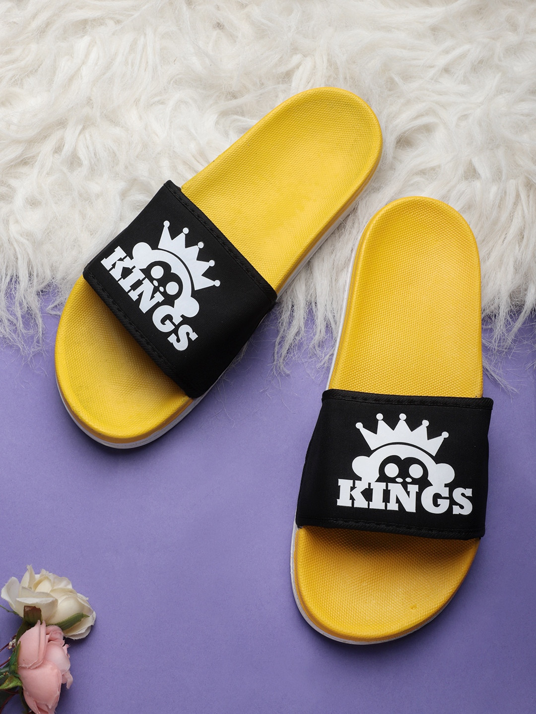 

Pampy Angel Men Black & White Printed Rubber Sliders