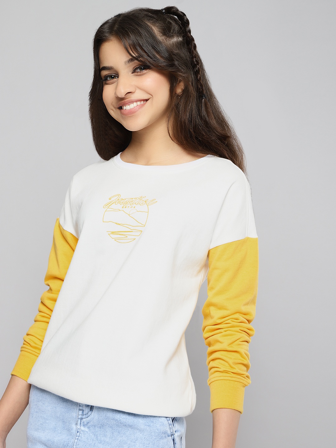 

JUSTICE Girls White Printed Sweatshirt
