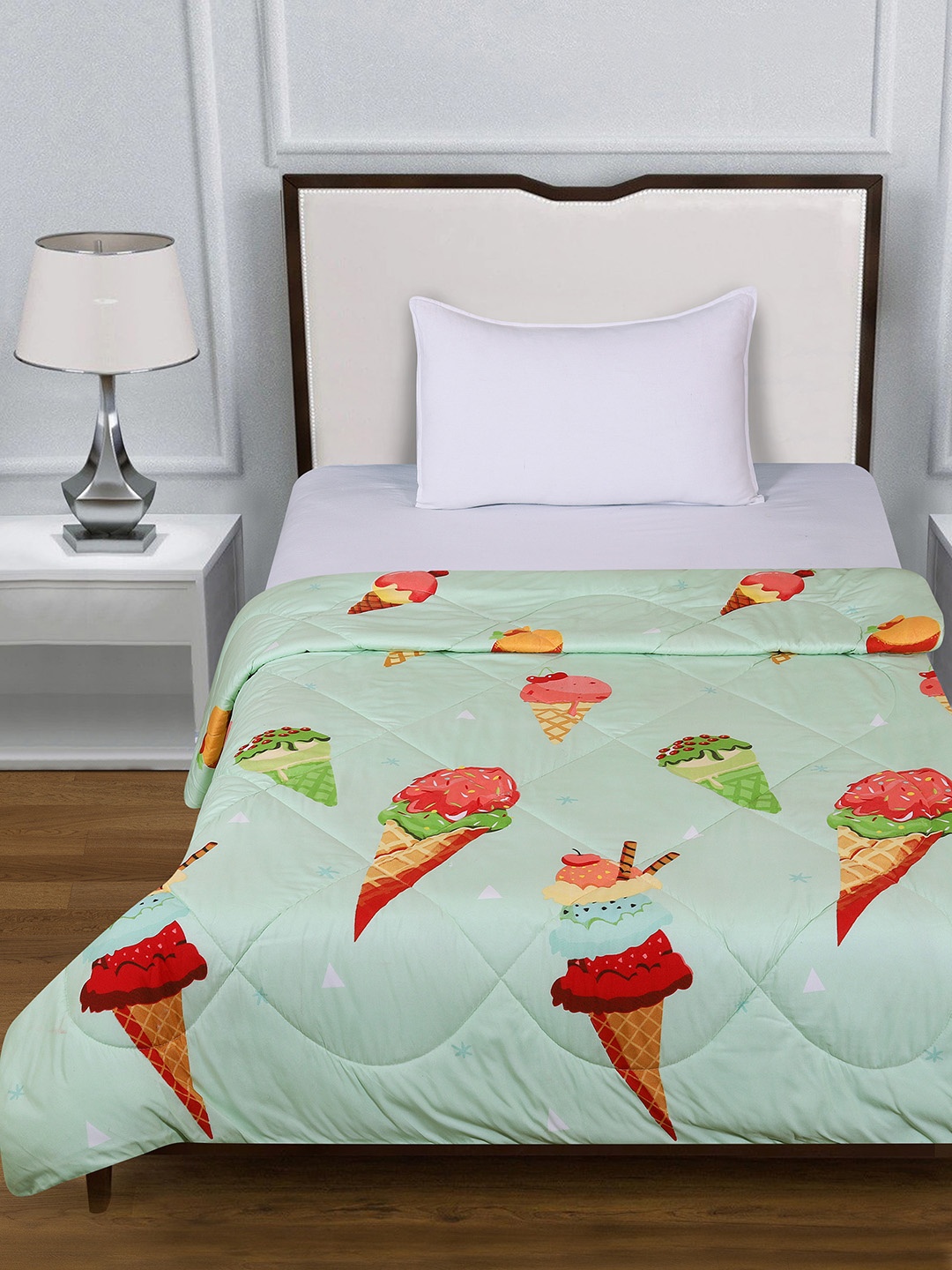 

ROMEE Green & Red Ethnic Motifs AC Room 210 GSM Reversible Single Bed Comforter