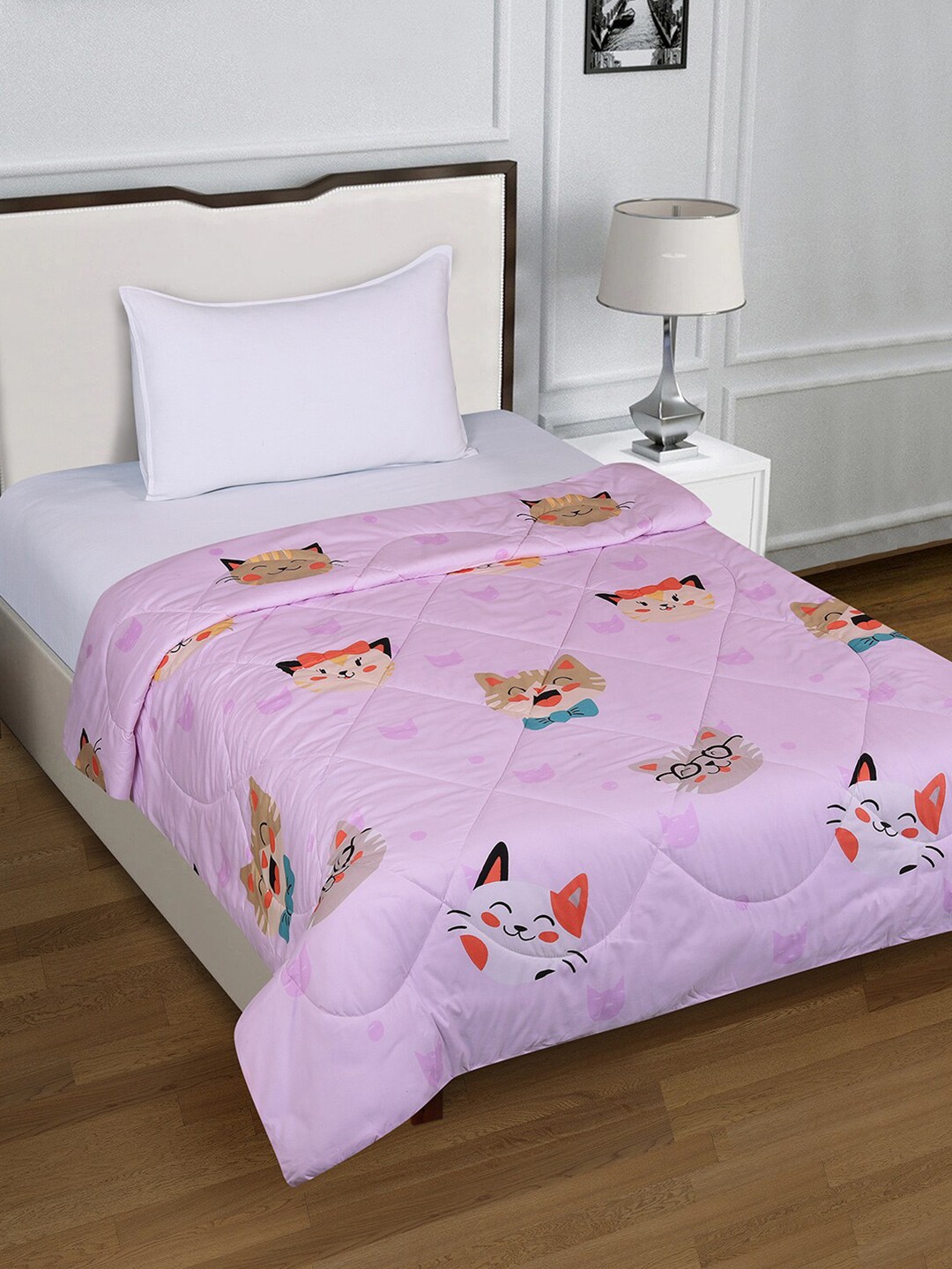 ROMEE Purple & Red Geometric AC Room 210 GSM Single Bed Reversible Comforter