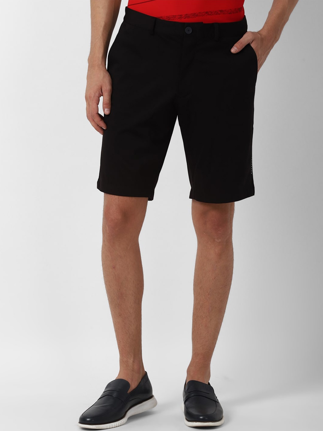 

Louis Philippe Sport Men Black Slim Fit Regular Shorts