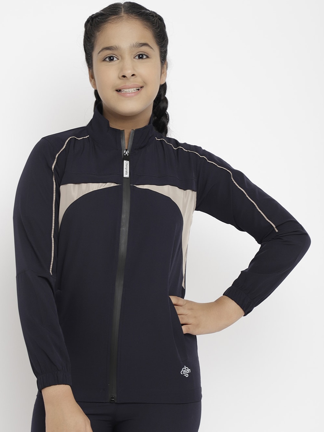 

CHIMPRALA Girls Navy Blue Colourblocked Water Resistant Sporty Jacket