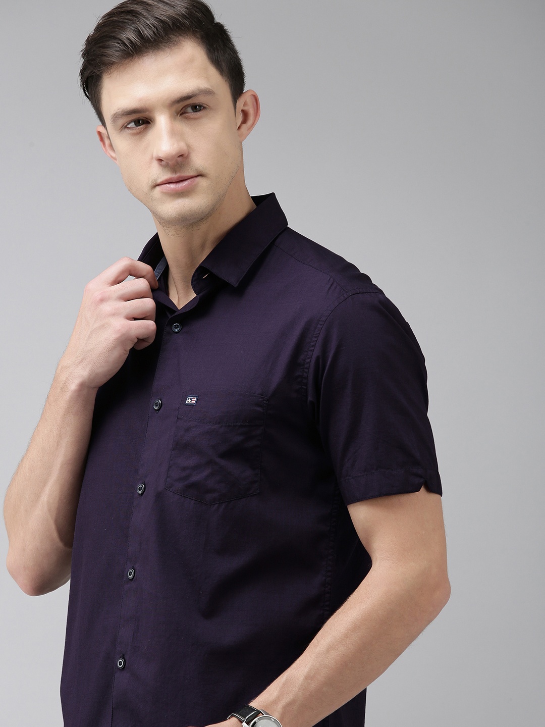 

Arrow Sport Men Purple Solid Slim Fit Pure Cotton Casual Shirt