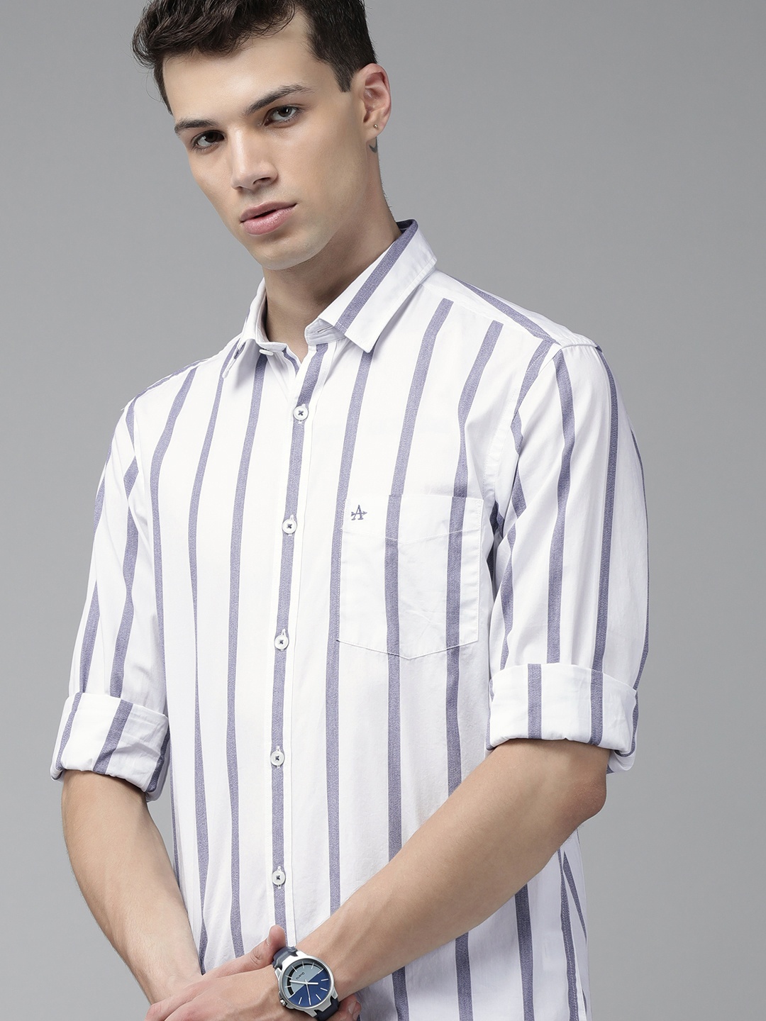 

Arrow Sport Men White & Navy Blue Snug Slim Fit Striped Pure Cotton Casual Shirt