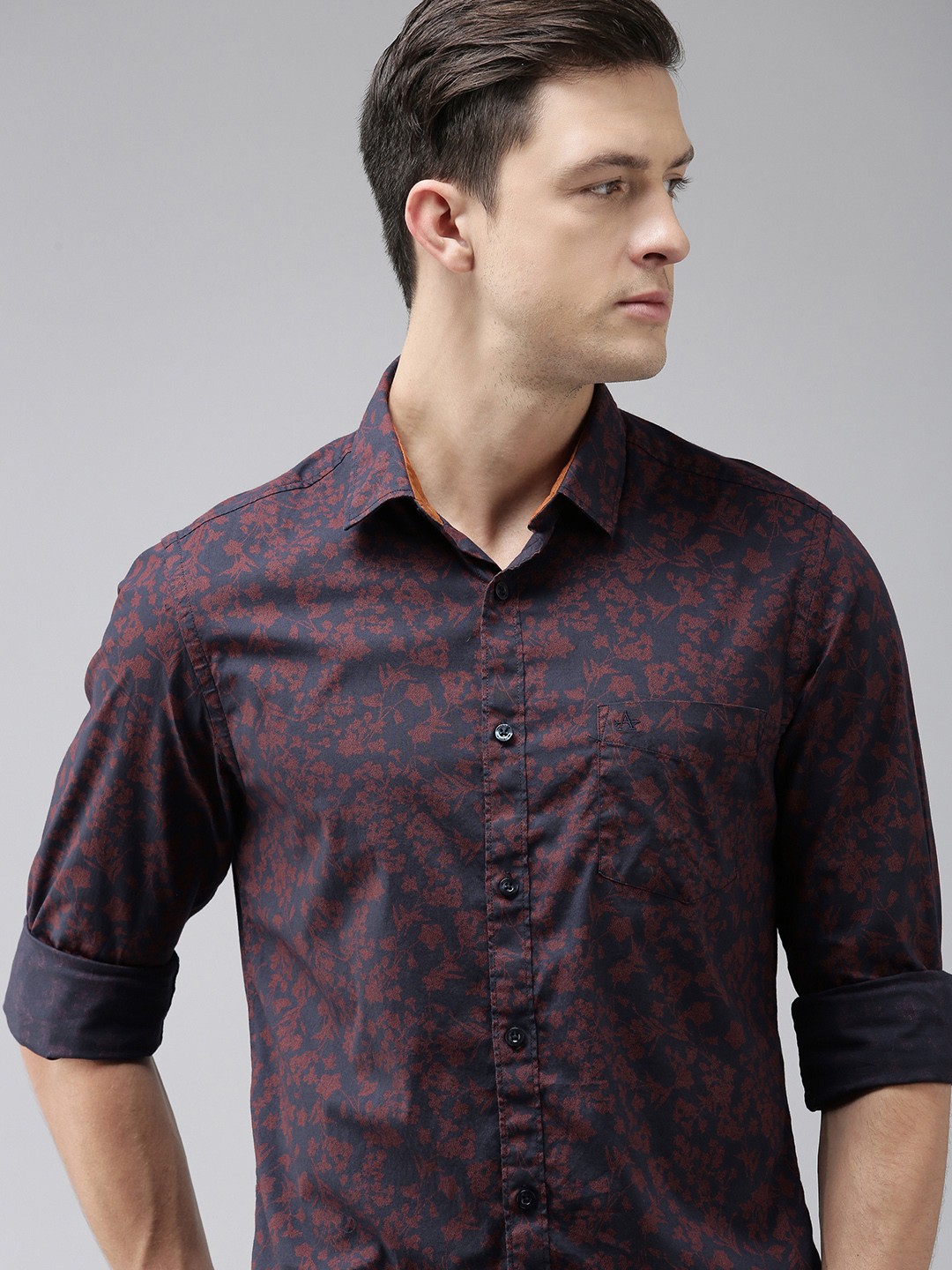 

Arrow Sport Men Navy Blue & Rust Red Snug Fit Floral Printed Pure Cotton Casual Shirt