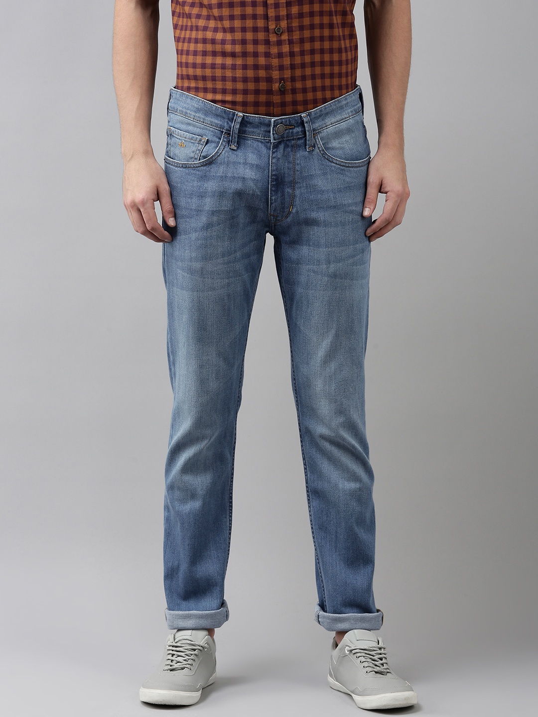 

Arrow Sport Men Blue Slim Fit Heavy Fade Stretchable Jeans