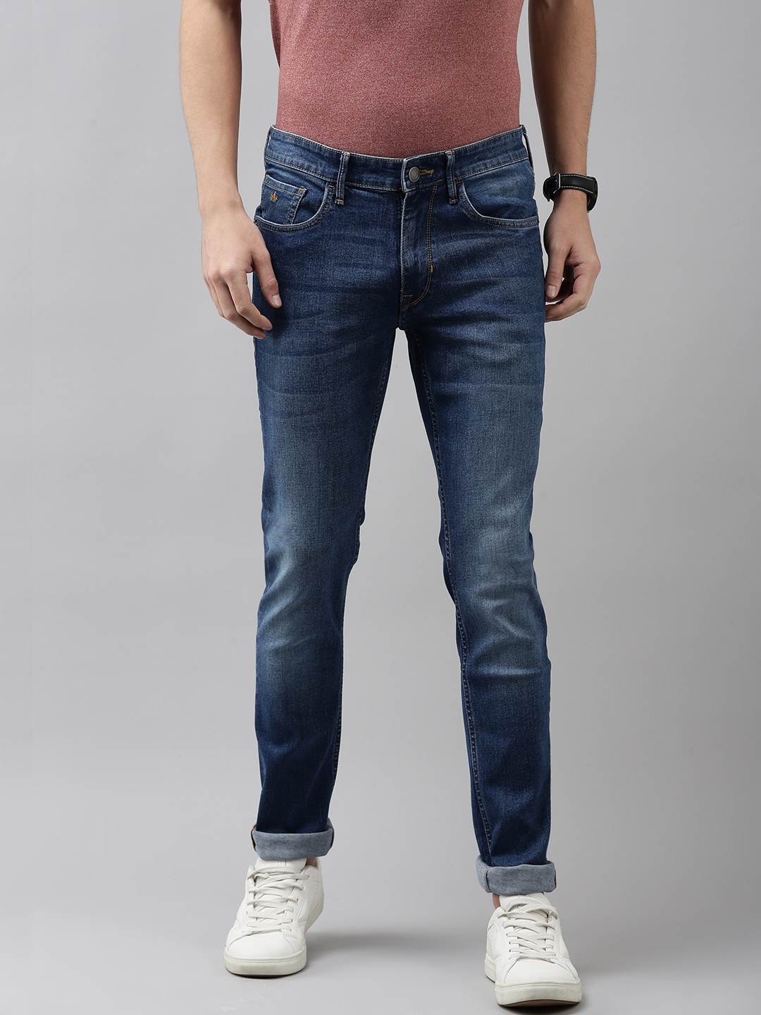 

Arrow Sport Men Blue Slim Fit Light Fade Stretchable Jeans