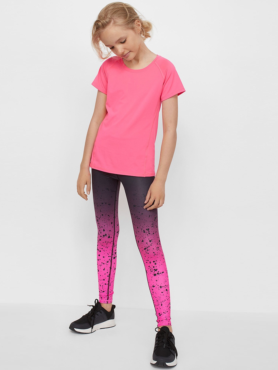 

H&M Girls Pink & Black Printed Sports Tights