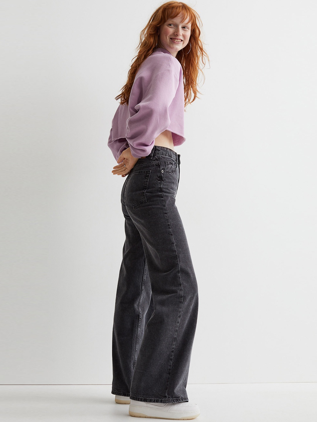 

H&M Women Purple Cropped Sweatshirt