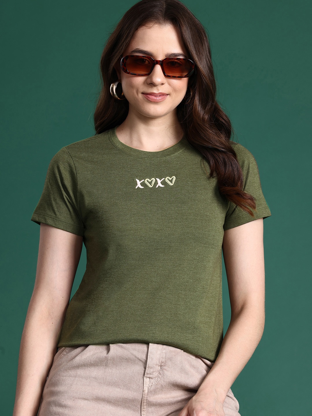 

DressBerry Short Sleeves Embroidered Detail T-shirt, Olive