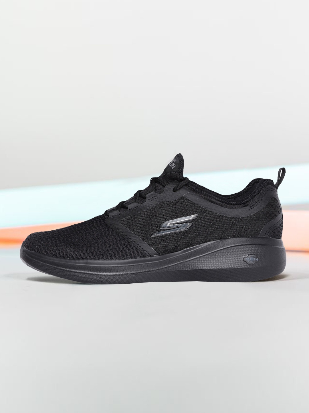 

Skechers Men Black GO RUN FAST Running Shoes