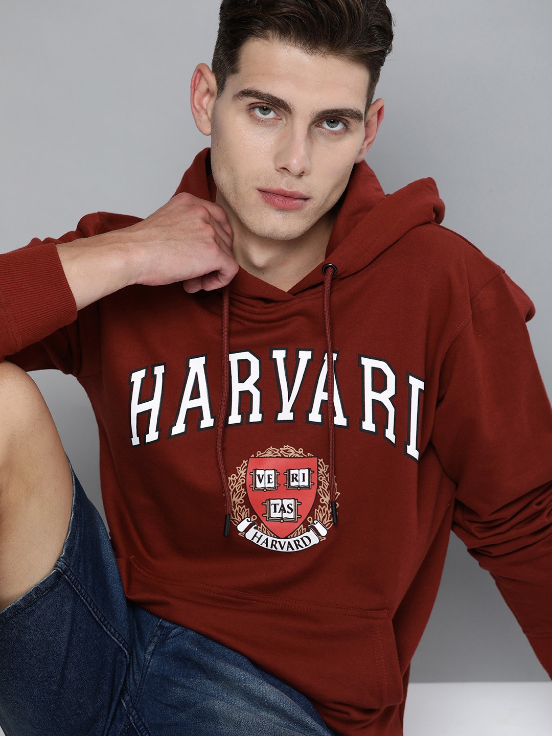 

Harvard Men Maroon Printed Hooded Sweatshirt