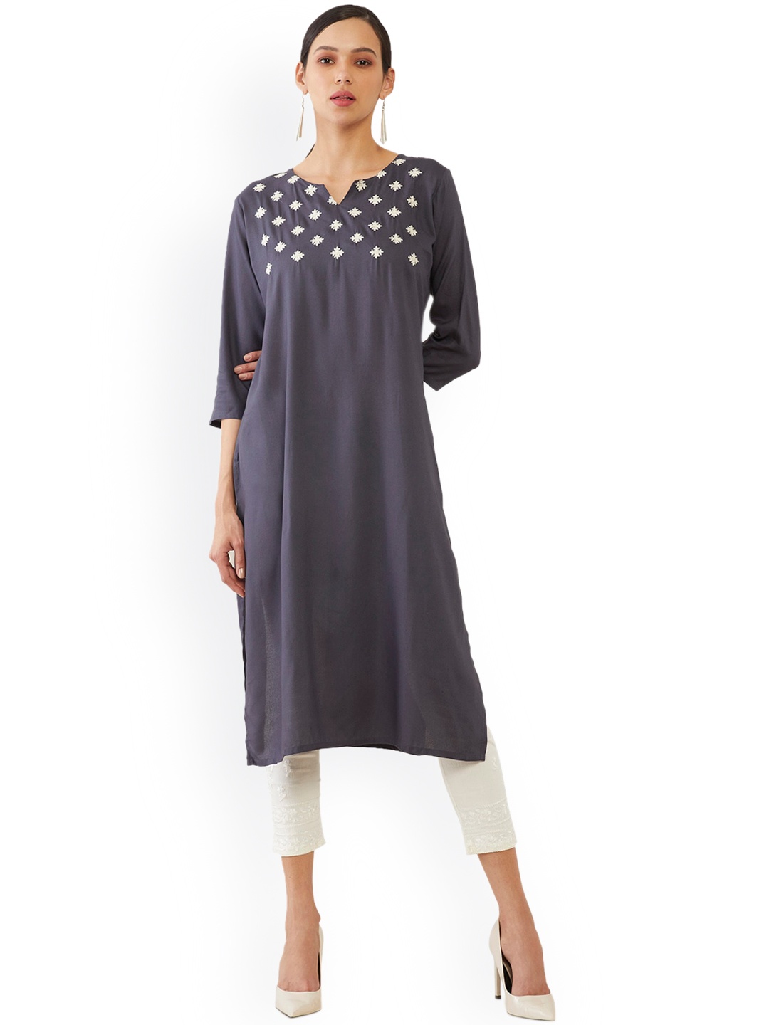 

Soch Women Grey Geometric Thread Work Kurta