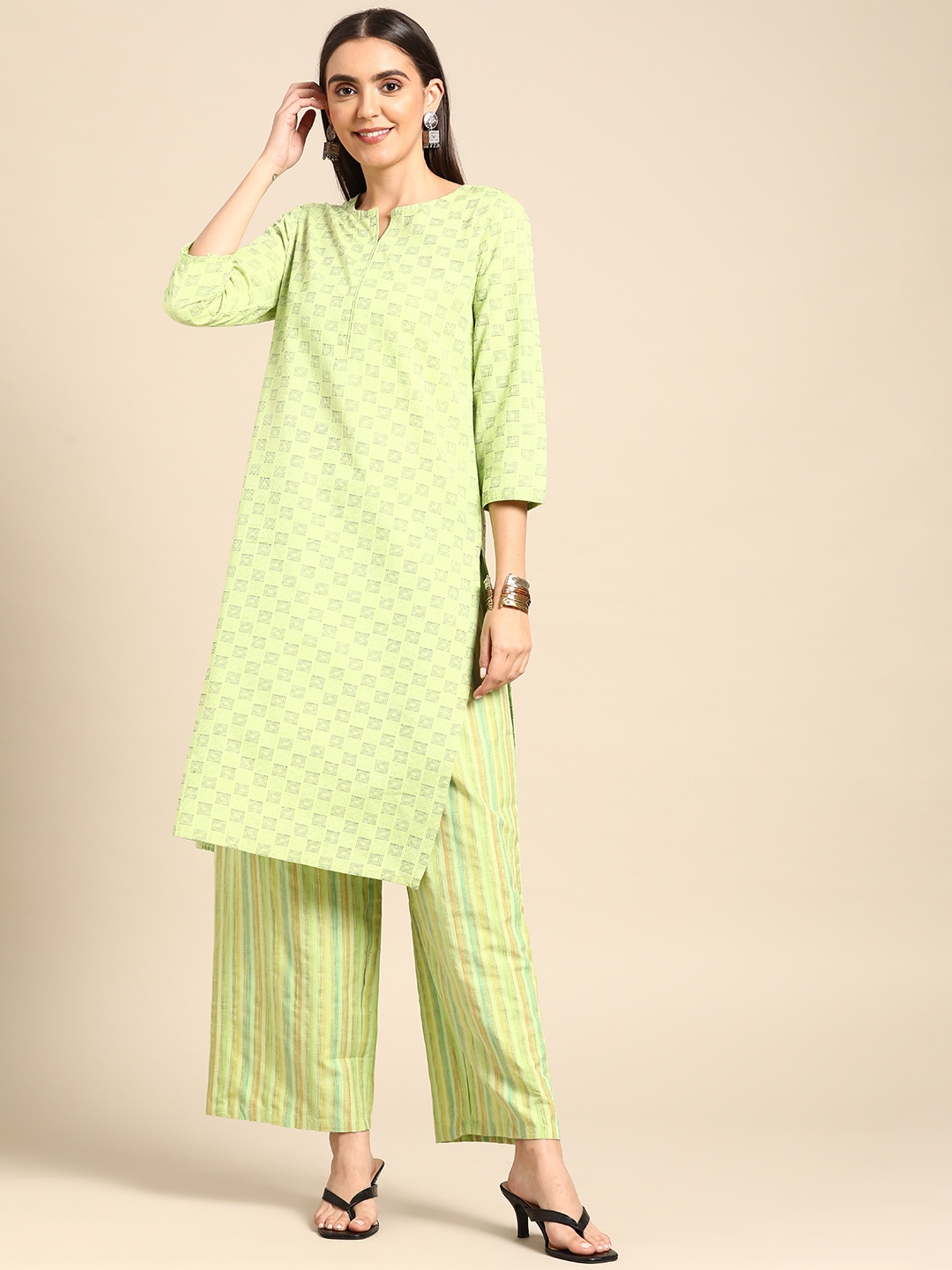 

Anouk Women Green Printed Kurta with Yarn Dyed Palazzos