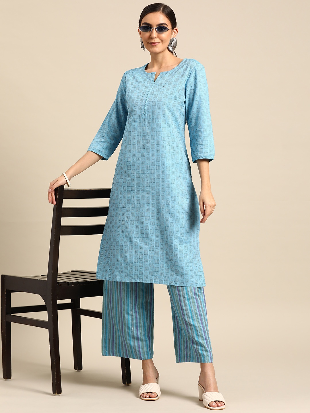 

Anouk Women Blue Woven Design Yarn Dyed Kurta with Palazzos