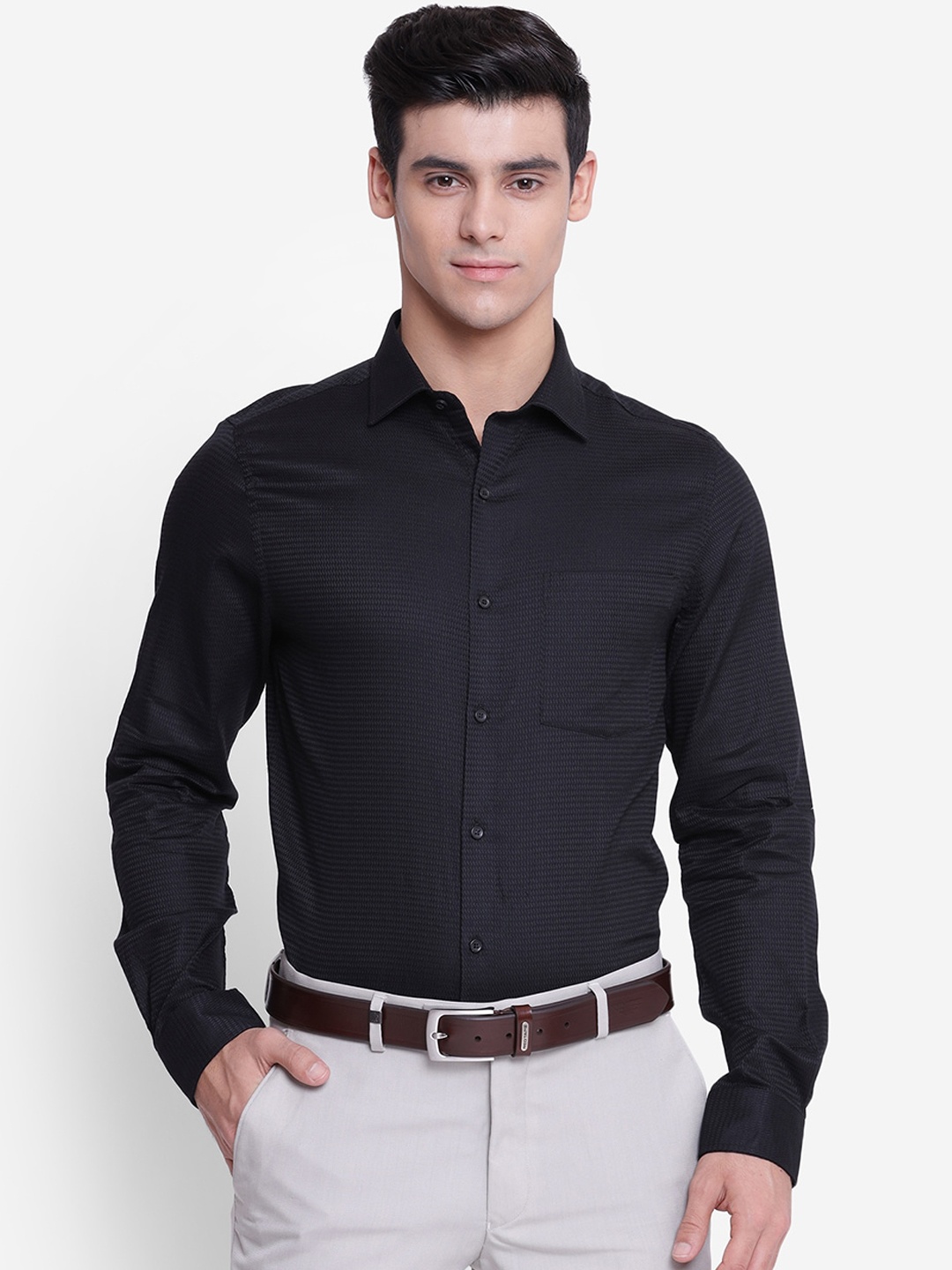 

Turtle Men Black Slim Fit Opaque Formal Shirt