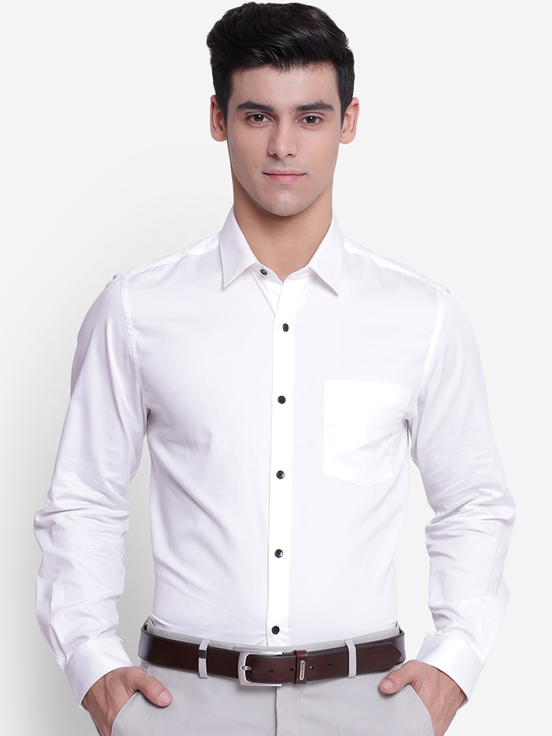 

Turtle Men White Slim Fit Opaque Formal Shirt