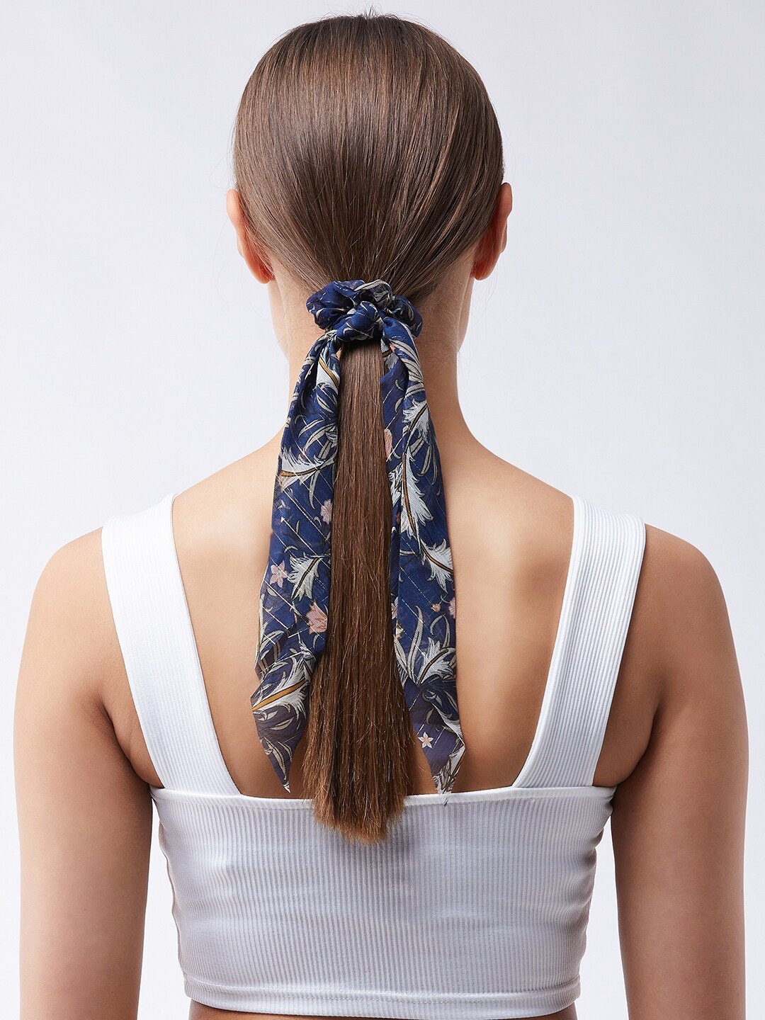 

MAGRE Women Navy Blue & White Printed Scrunchies