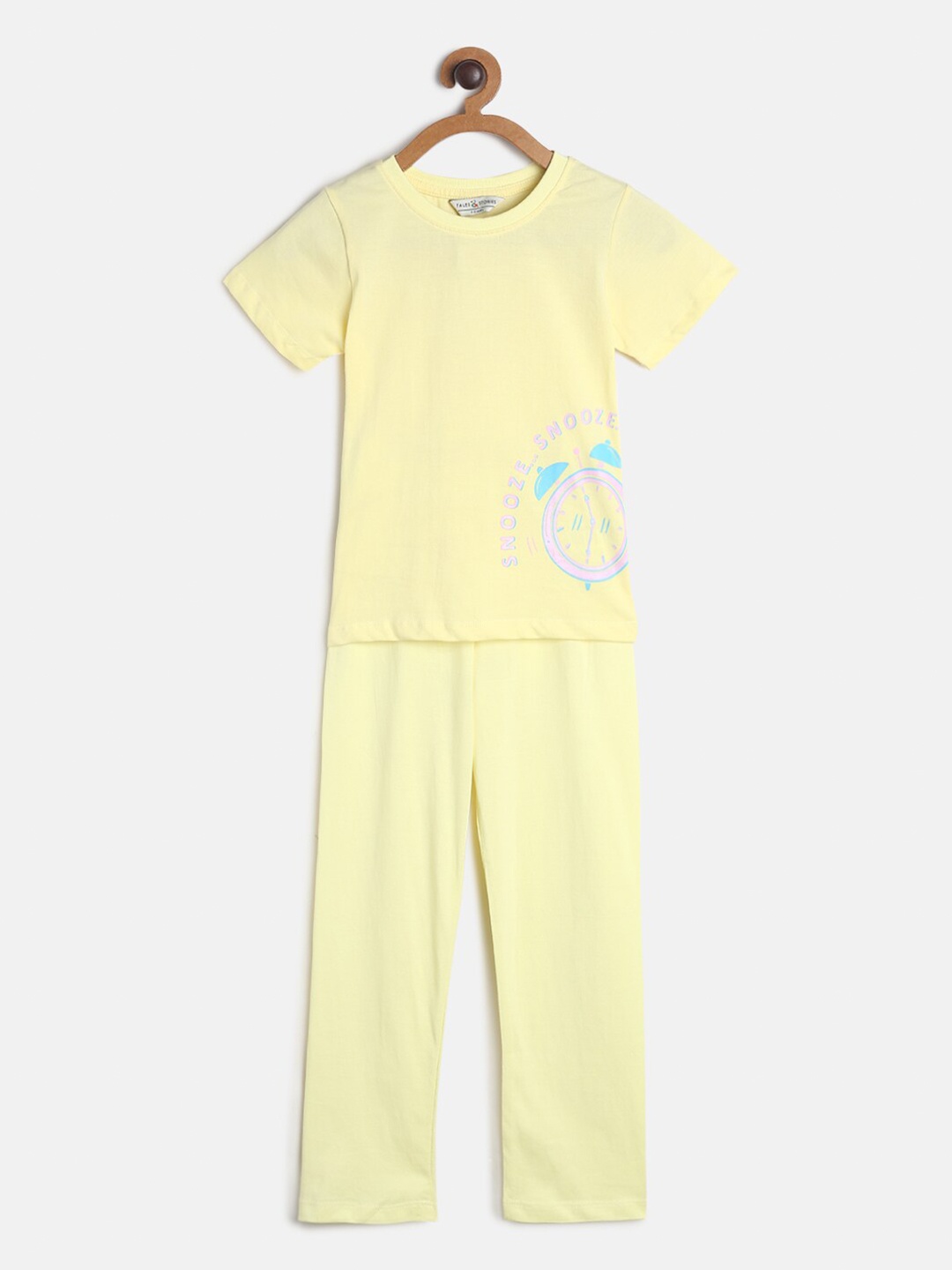

TALES & STORIES Girls Yellow & Blue Printed Pure Cotton Night Suit