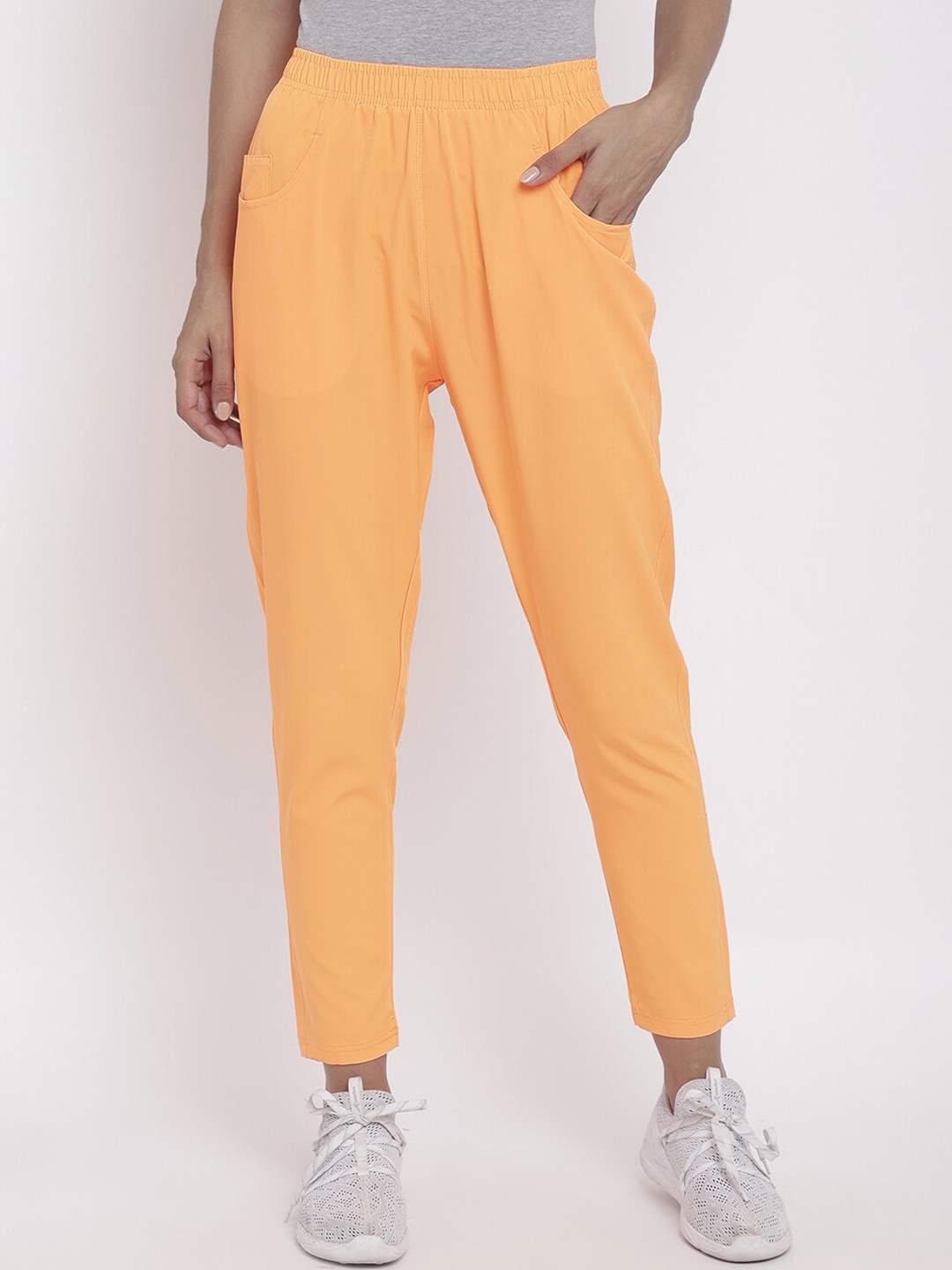 

CHKOKKO Women Orange Solid Antimicrobial Track Pants