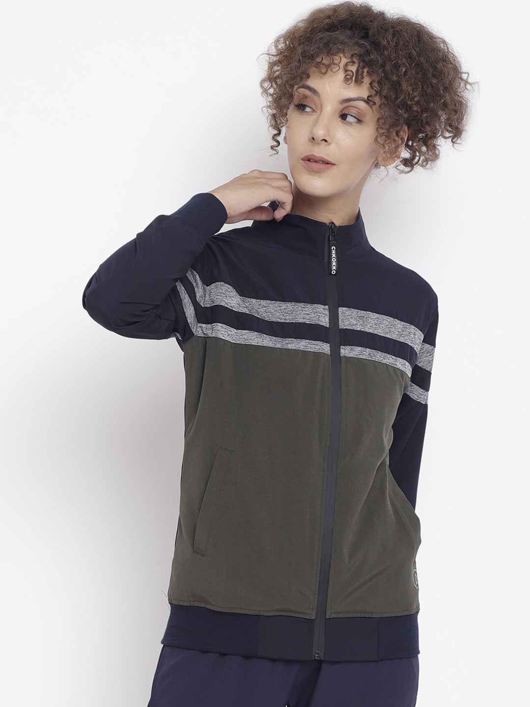 

CHKOKKO Women Olive Green Dry-Fit Sporty Jacket