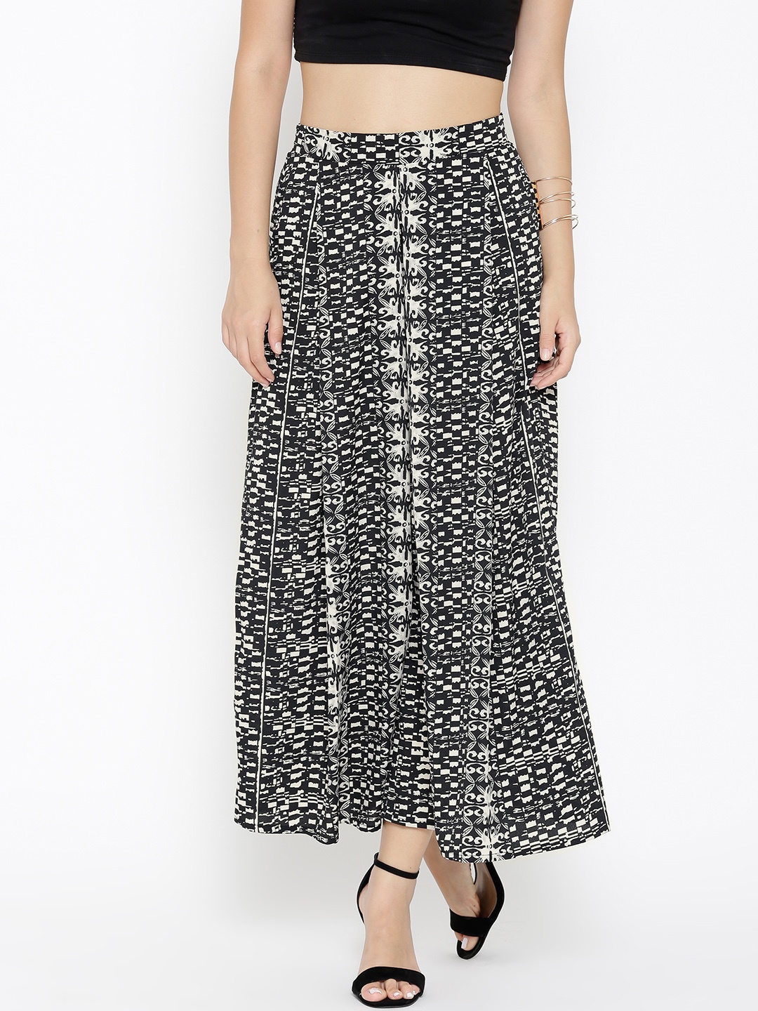 

Sera Women Black & Off-White Printed Palazzo Trousers