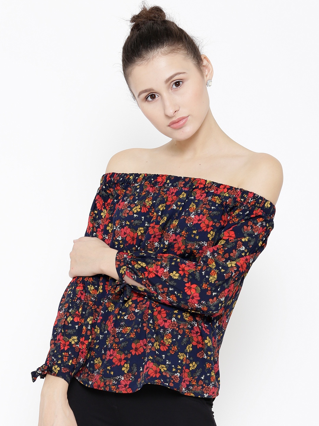 

Sera Women Navy & Red Printed Off-Shoulder Top, Navy blue