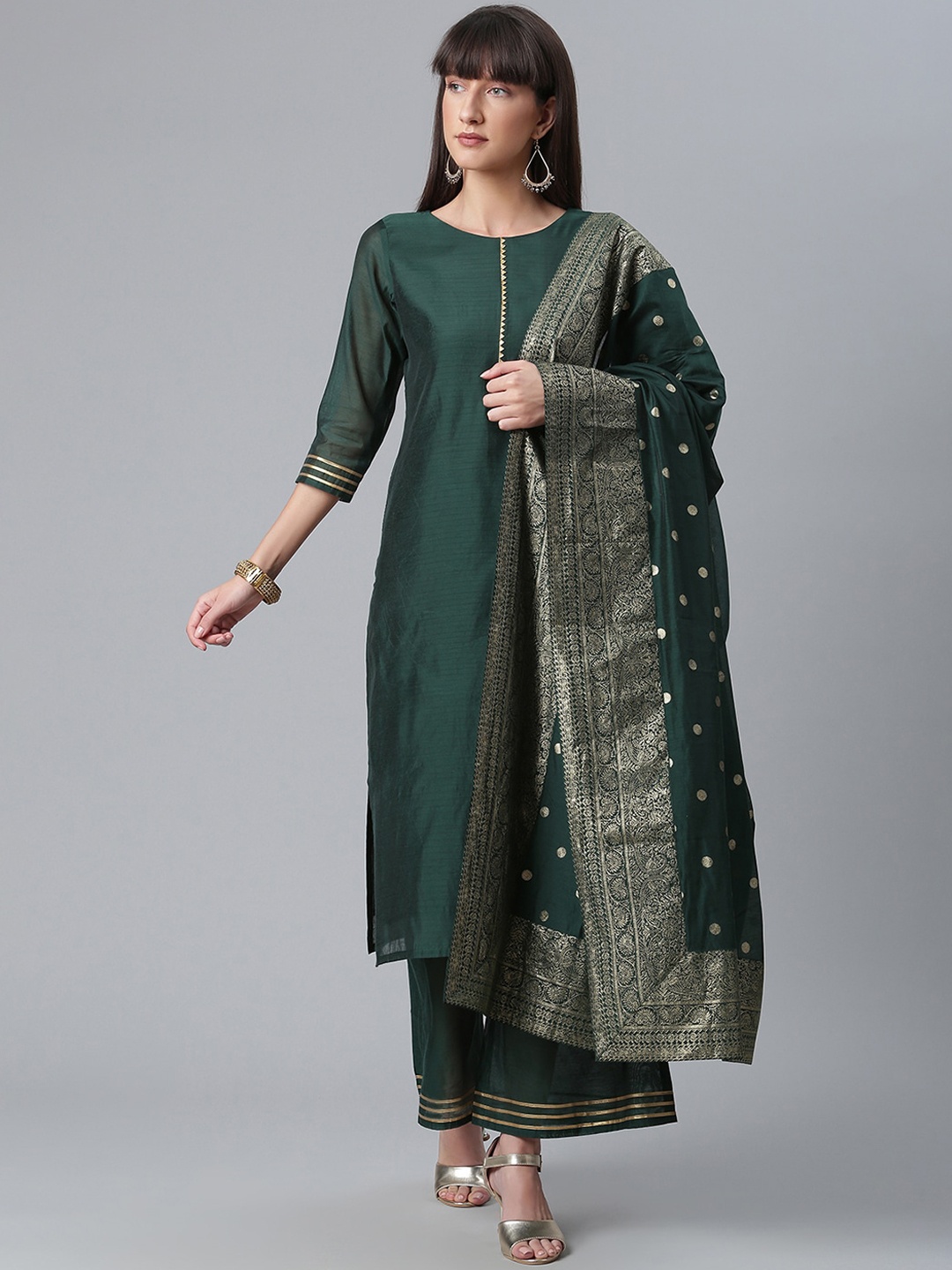 

Ahalyaa Women Green Regular Gotta Patti Chanderi Silk Kurta with Palazzos & Dupatta