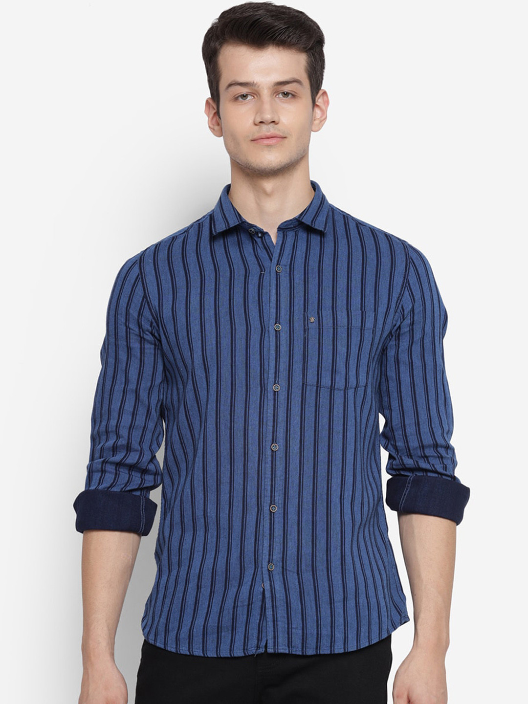 

Turtle Men Blue Slim Fit Opaque Striped Casual Shirt