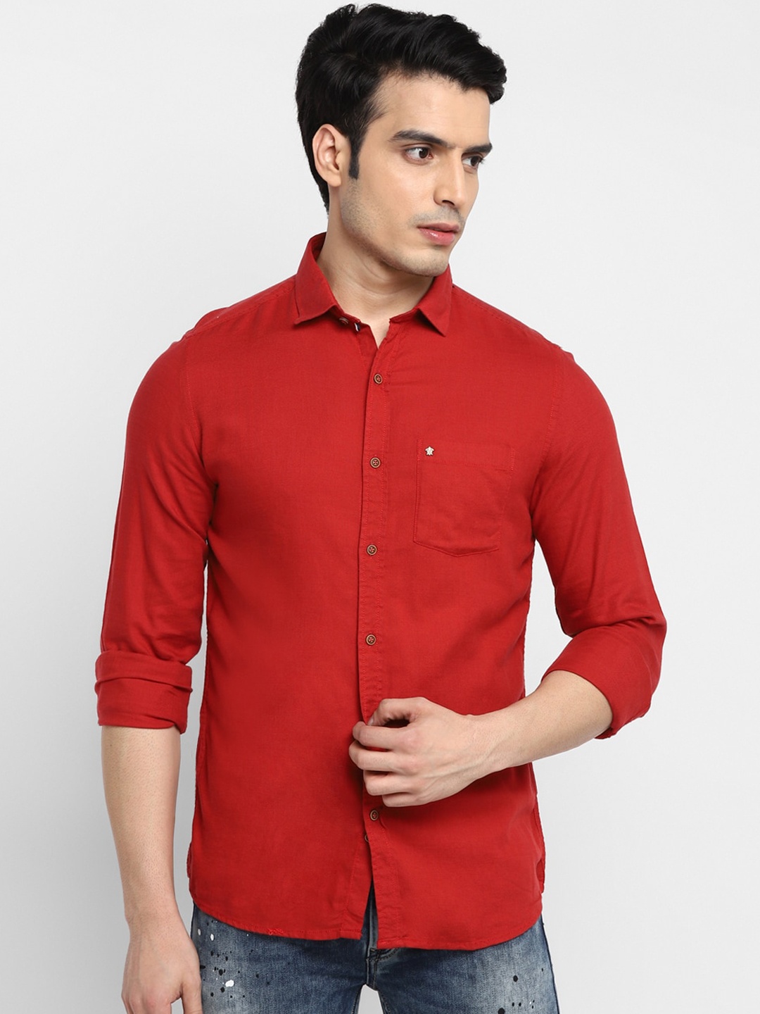 

Turtle Men Red Slim Fit Solid Casual Shirt