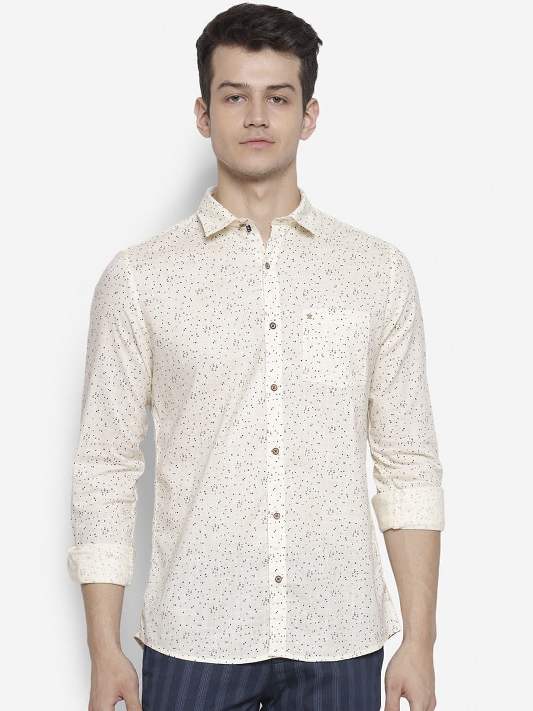

Turtle Men Beige Slim Fit Opaque Printed Cotton Casual Shirt