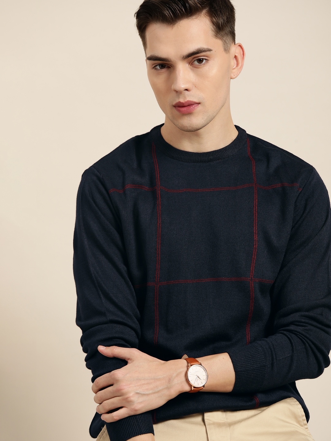 

INVICTUS Men Navy Blue & Maroon Checked Pullover